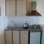 Erietta شقة فندقية 3*