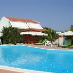 Erietta 3* سفوروناتا