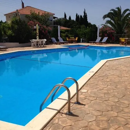 Hotel apartamentowy Erietta 3*