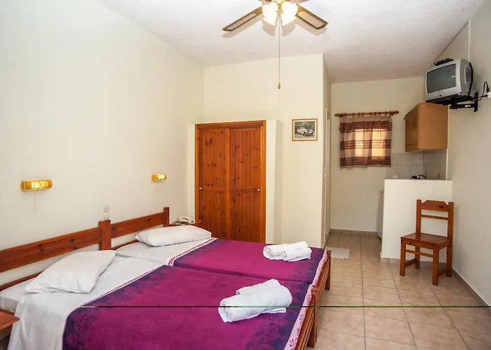 Erietta מלון דירות סבורונטה