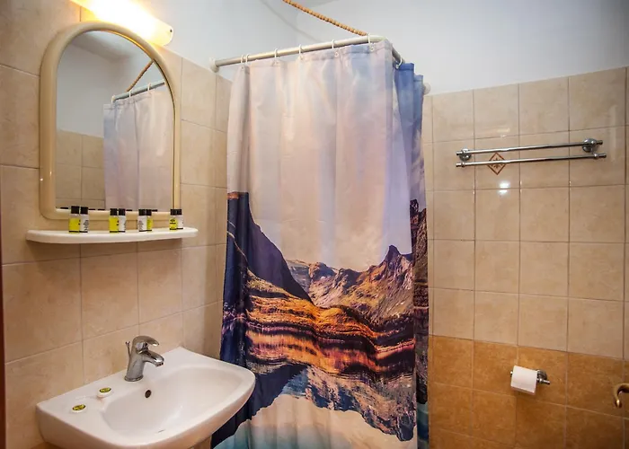 Erietta מלון דירות