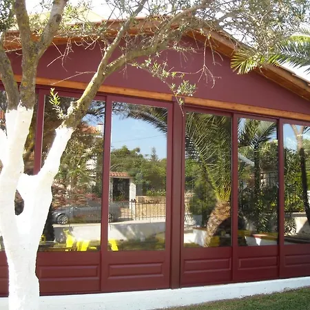 Erietta 3* スヴォロナータ