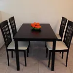 Erietta Apartahotel