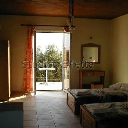 Aparthotel Erietta 3*