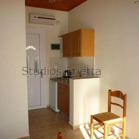 Aparthotel Erietta Svoronata