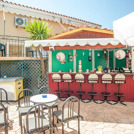 Lejlighedshotel Erietta 3*