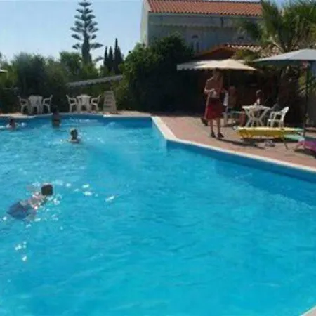 Aparthotel Erietta Svoronata