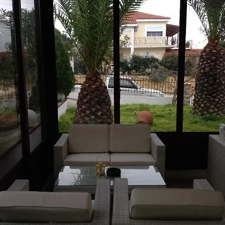 Erietta 3* Svoronata