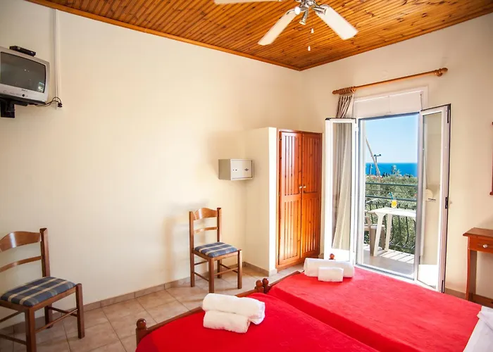 Erietta Aparthotel 3*
