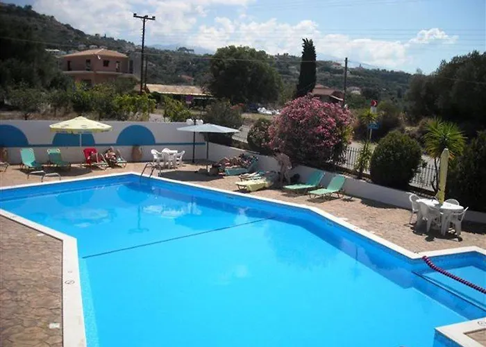 Erietta Aparthotel 3*