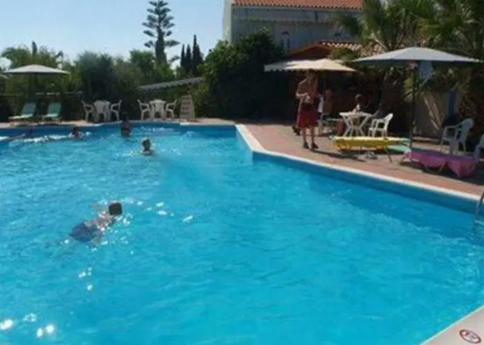 Aparthotel Erietta Svoronata